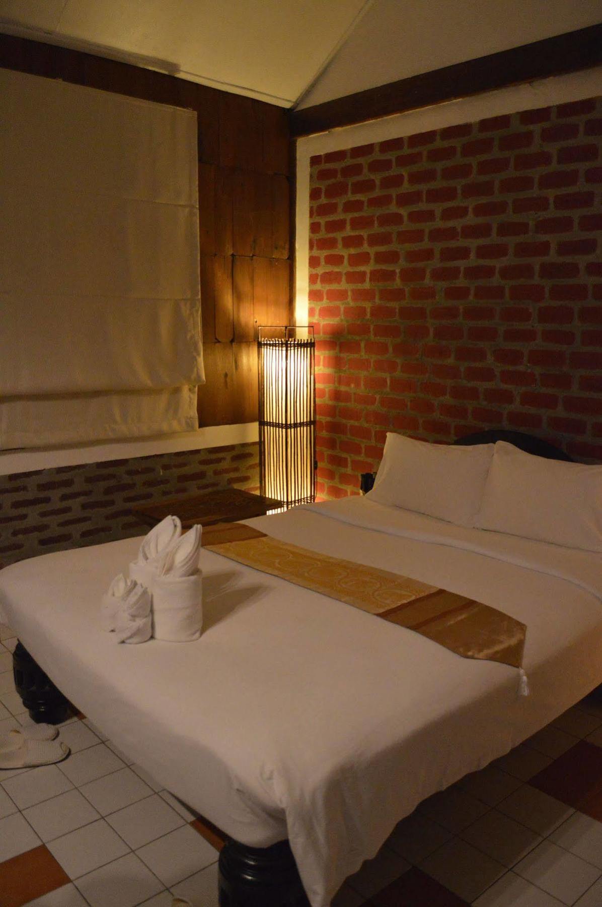Baan Thai Homestay By Bgb Villas Kata-part Kültér fotó