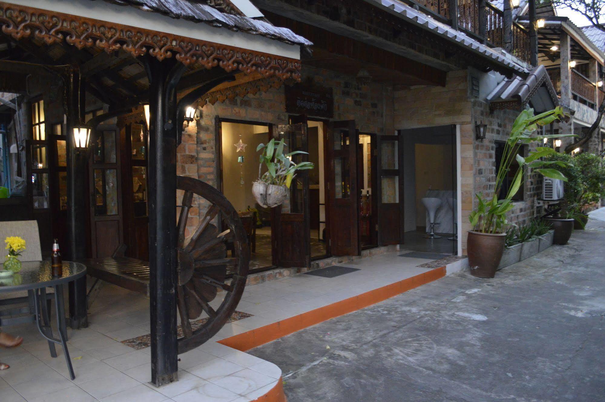 Baan Thai Homestay By Bgb Villas Kata-part Kültér fotó